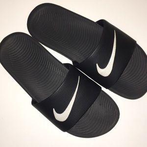 Nike Kawa Slides🖤🔥